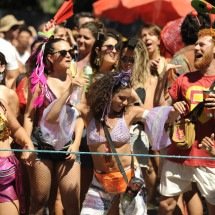 Sob o sol, Tchanzinho Zona Norte deu a largada na via sonorizada; veja - Alexandre Guzanshe/EM/D.A. Press