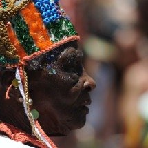 Coroação e batizado: a ancestralidade no cortejo do bloco Seu Vizinho - Alexandre Guzanshe/EM/D.A Press
