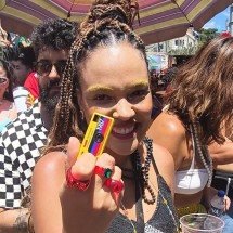 Foliã aposta em câmera de 6 centímetros para evitar furto no carnaval - Izabella Caixeta/EM/D.A Press