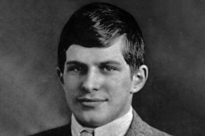 <p>William James Sidis foi um dos maiores prodígios intelectuais da história moderna, nascido em 1º de abril de 1898, em Boston, nos Estados Unidos. Desde muito cedo, demonstrou habilidades cognitivas extraordinárias, surpreendendo pais e educadores.</p>
 -  (crédito: Domínio Público/Wikimédia Commons)