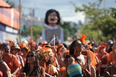 O mote do bloco é referência a uma canção de Belchior, desta vez 'Todo Sujo de Batom' – 10 anos entre o sonho e o som -  (crédito: Alexandre Guzanshe/EM/D.A.Press)