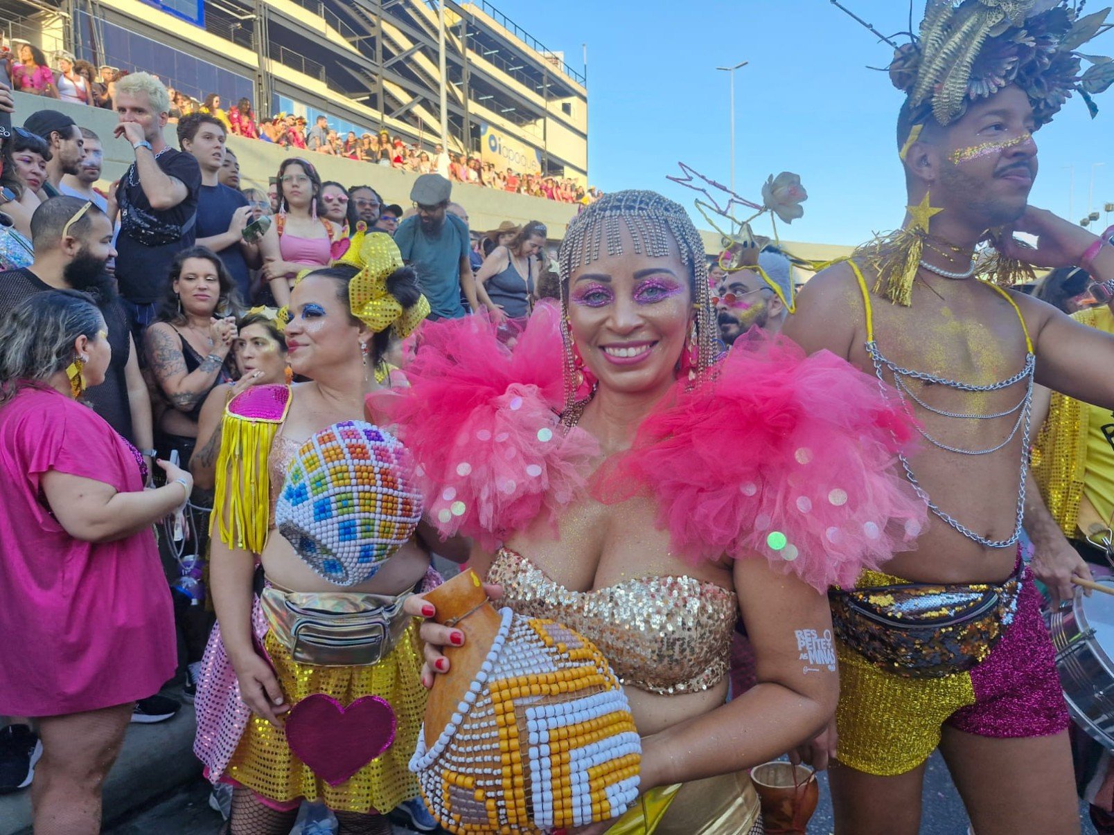 A criatividade saiu de casa e tomou conta da avenida