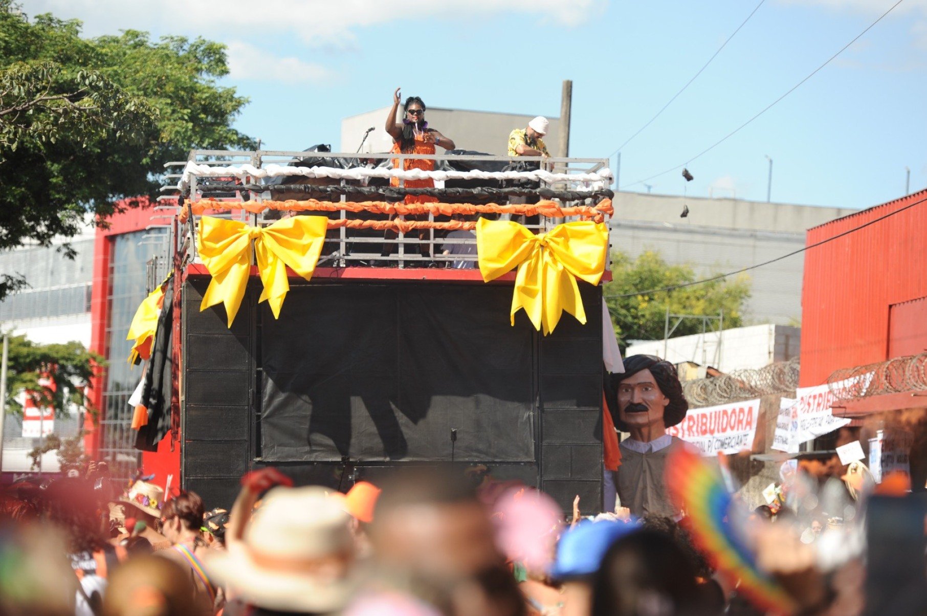 Desfile lembra a história e trajetória do cantor, com a presença da filha do artista
