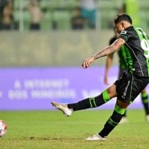 Covardia feita com o North é a mesma que fazem com mineiros no Brasileiro - Mourão Panda/América