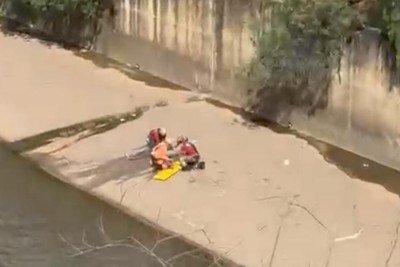 Homem cai no Ribeirão Arrudas, em BH, e morre no Hospital João XXIII -  (crédito: Raquel Araújo)