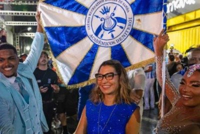 O barata-voa no governo com medo gerado pelo desfile na Sapucaí para homenagear Lula -  (crédito: Platobr Politica)