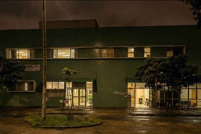 O rec&eacute;m-nascido foi socorrido por agentes da Guarda Municipal -  (crédito: Reprodu&ccedil;&atilde;o/Google StreetView)