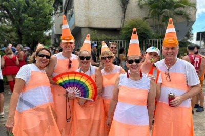 Cones de tr&acirc;nsito chamam a aten&ccedil;&atilde;o na Avenida Brasil -  (crédito: Qu&eacute;ren Hapuque/EM/D.A. Press)