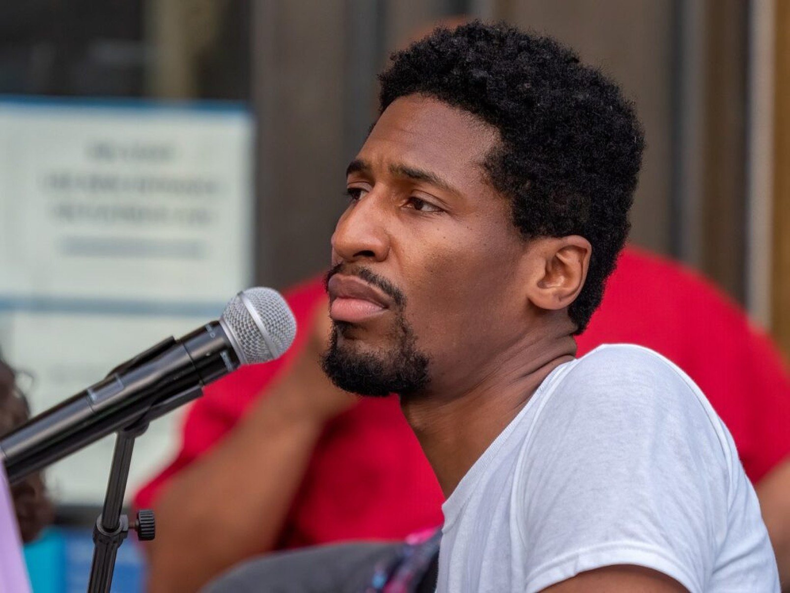 Jon Batiste: do piano de Nova Orleans ao palco do Rock in Rio - Portal Giro 10