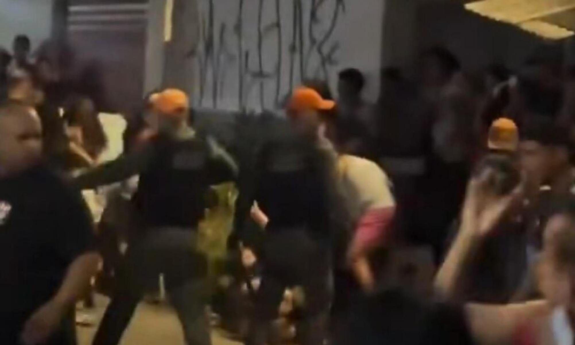 Vídeo: música católica vira trilha em meio à confusão no Carnaval de Recife -  (crédito: Tupi)