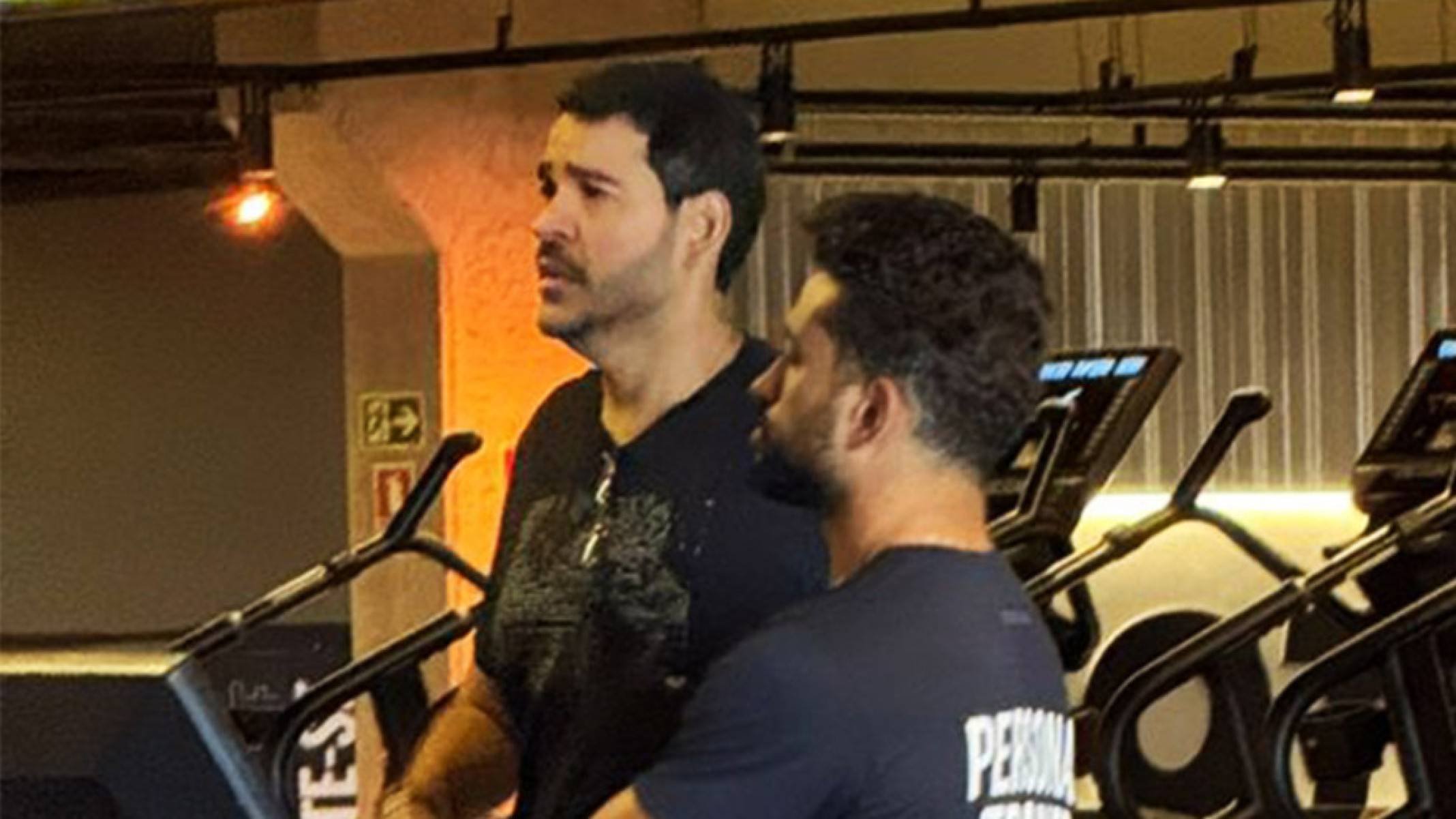 Corre, Messias, corre: antes da maratona no Senado, a folia na esteira