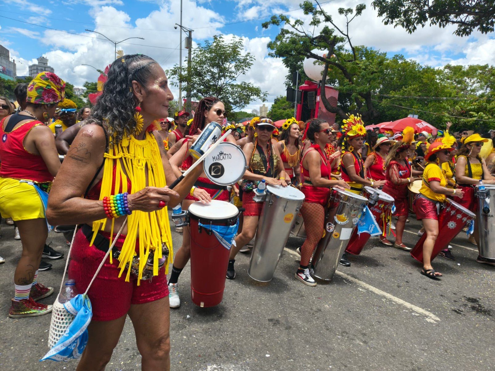 A falta de Lô Borges foi sentida durante o cortejo do Bloco da Esquina