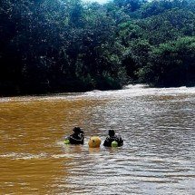 Homem morre ao ajudar a salvar menina de 12 anos de afogamento em cachoeira - Corpo de Bombeiros