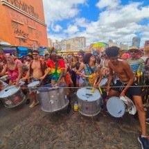 Corte Devassa celebra trégua da chuva em BH com "tempestade" de fantasias - Jair Amaral/EM/D.A Press