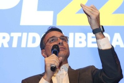 No Planalto e no bolsonarismo, uma concordância sobre Flávio Bolsonaro -  (crédito: Platobr Politica)