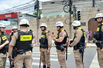 Policiamento no Carnaval de Belo Horizonte 2026 -  (crédito: Melissa Souza)