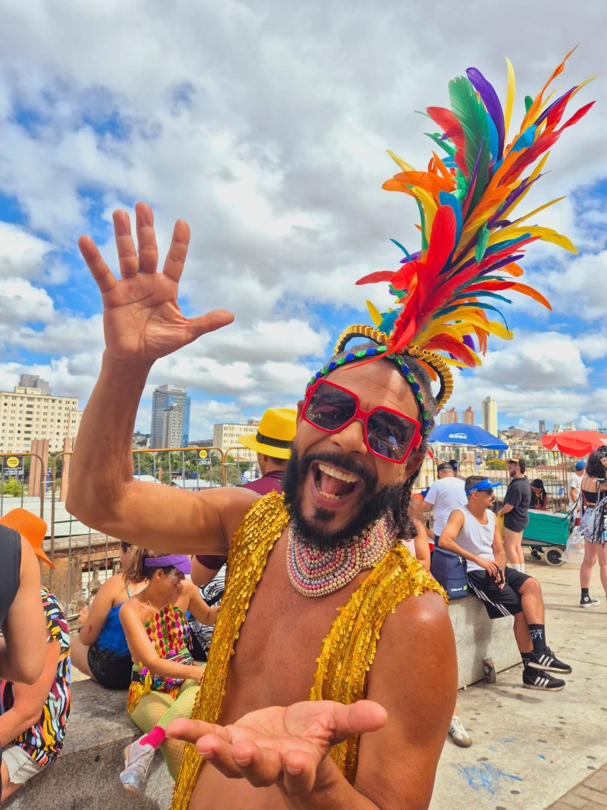 Carlos Andr&eacute; Mattos de Brumadinho veio acompanhar o bloco 