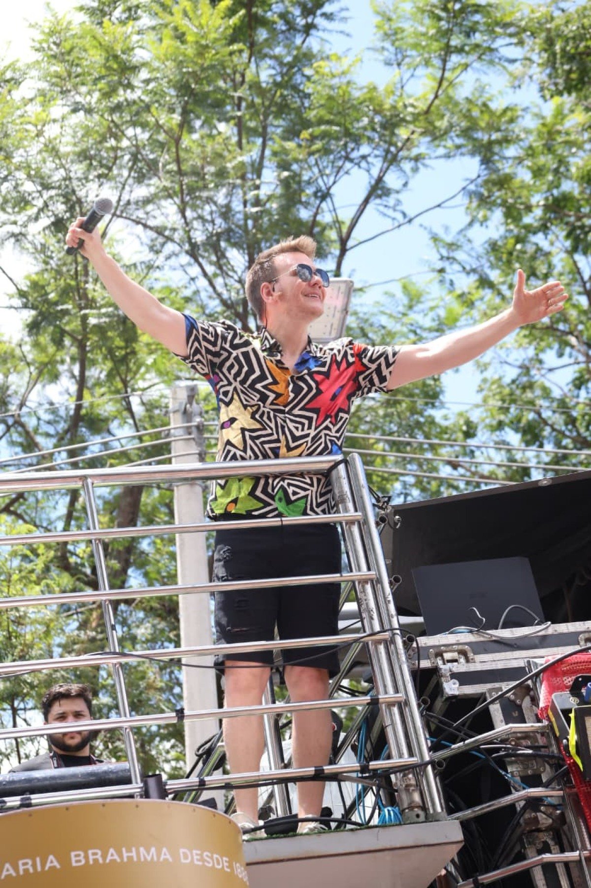 O artista &eacute; jurado do programa The Voice Brasil e levantou o p&uacute;blico com diversas m&uacute;sicas e muita emo&ccedil;&atilde;o