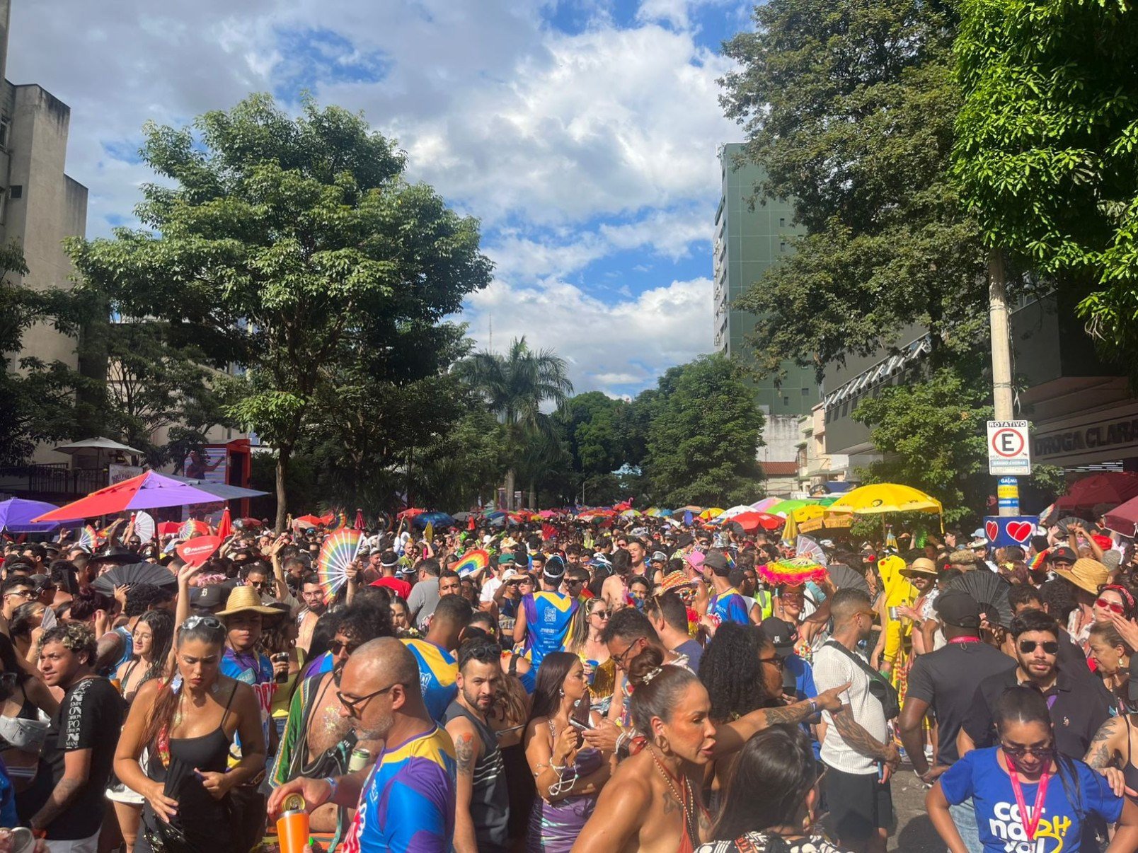 Show de Lu&iacute;sa Sonza, que estava previsto para as 14h, come&ccedil;ou com 1h30 de atraso.