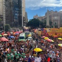 Baianeiros ‘tremem’ Praça Sete com show de axé no Centro de BH - Wellington Barbosa/ EM/ D.A Press