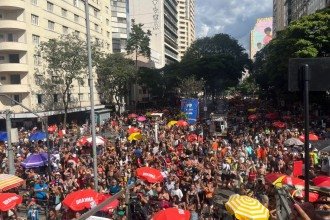Pra&ccedil;a Sete ocupada no show do Baianeiros -  (crédito: Wellington Barbosa/ EM/ D.A Press)
