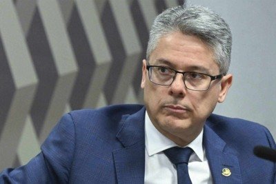 Documento foi assinado pelo senador Alessandro Vieira -  (crédito: Platobr Politica)