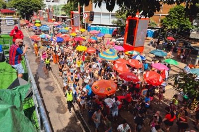 Ordin&aacute;&aacute;&aacute;rios resgata grandes sucessos do pagode baiano e agita carnaval de BH -  (crédito: Jair Amaral/EM/D.A Press)