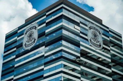 Opera&ccedil;&atilde;o da Pol&iacute;cia Federal investiga acesso e divulga&ccedil;&atilde;o irregular de dados fiscais de ministros do STF e de seus familiares; a&ccedil;&atilde;o foi autorizada pela pr&oacute;pria Corte a pedido da PGR -  (crédito: AGENCIA BRASIL/REPRODU&Ccedil;&Atilde;O)