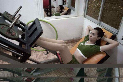 Quando só um tenta seguir um plano alimentar ou manter uma rotina de exercícios o processo fica mais difícil
 -  (crédito: Nicolas ASFOURI/AFP)