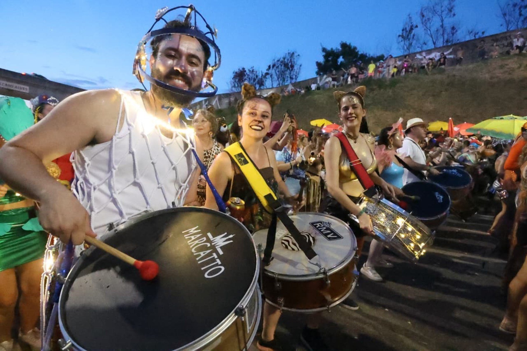 O tema deste ano &eacute; 'Velho Chico Encantado', em homenagem ao Rio S&atilde;o Francisco, importante afluente que nasce em Minas Gerais e segue em dire&ccedil;&atilde;o ao Nordeste do pa&iacute;s