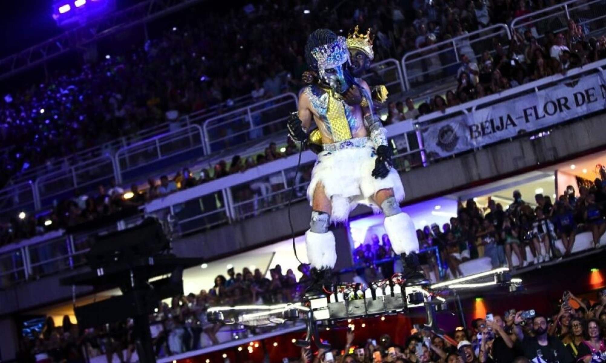 Anac notifica Portela e Liesa por uso de drone tripulado na Sapucaí -  (crédito: Tupi)