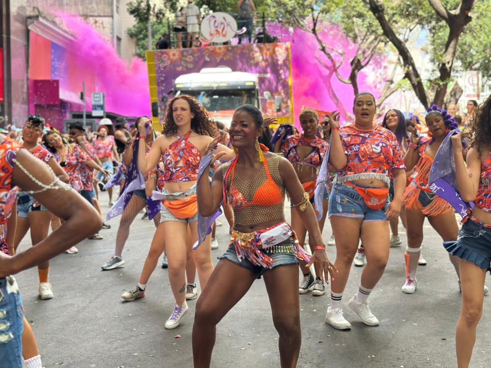 Bloco Funk You celebra diversidade no carnaval de BH