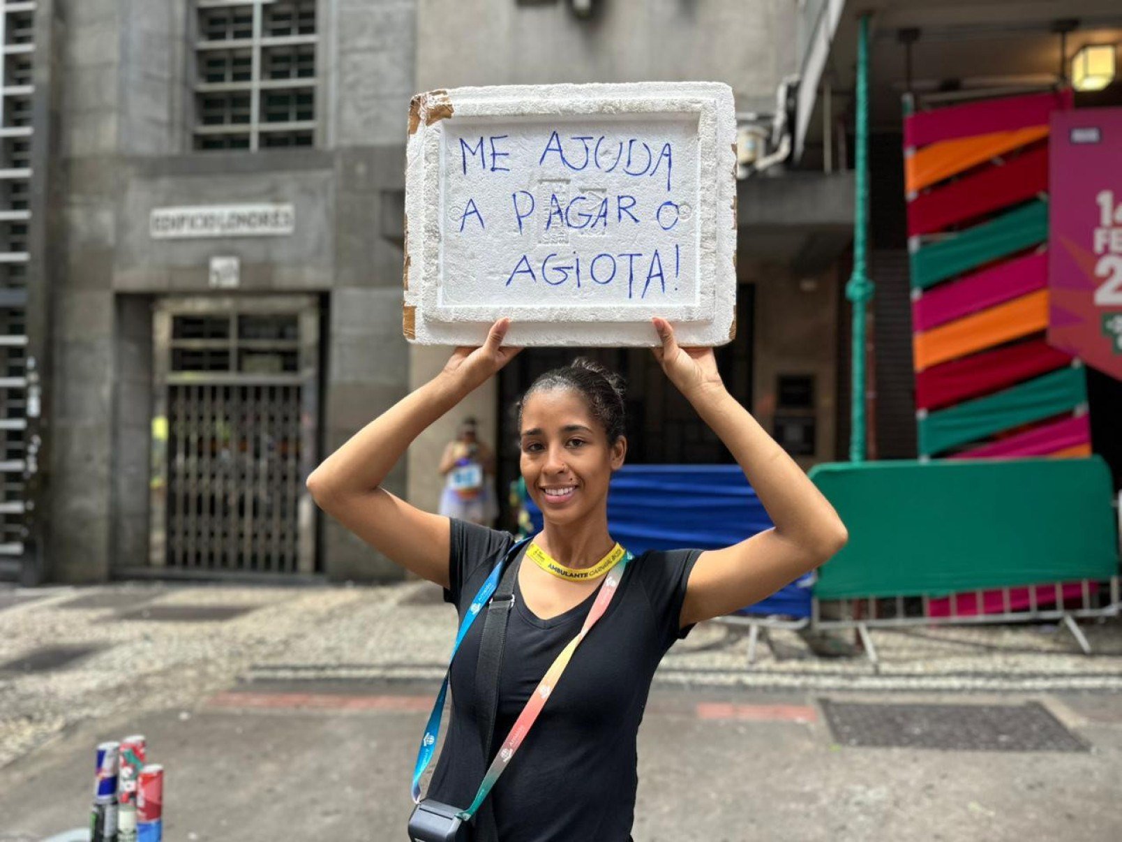 Foliões curtem o bloco Putz Grilla, em Belo Horizonte