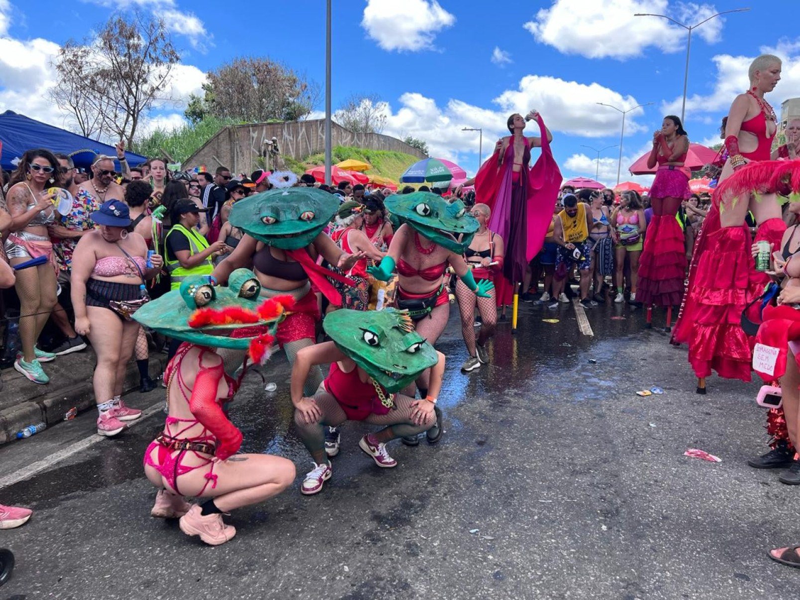 Bloco Truck do Desejo celebra paixão e diversidade no carnaval de BH-Laura Scardua/EM/D.A Press