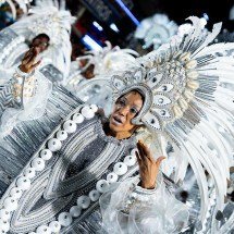 Baianas da Tuiuti ganham Estandarte de Ouro 2026:  grandes personagens nos desfiles das escolas - Eduardo Hollanda