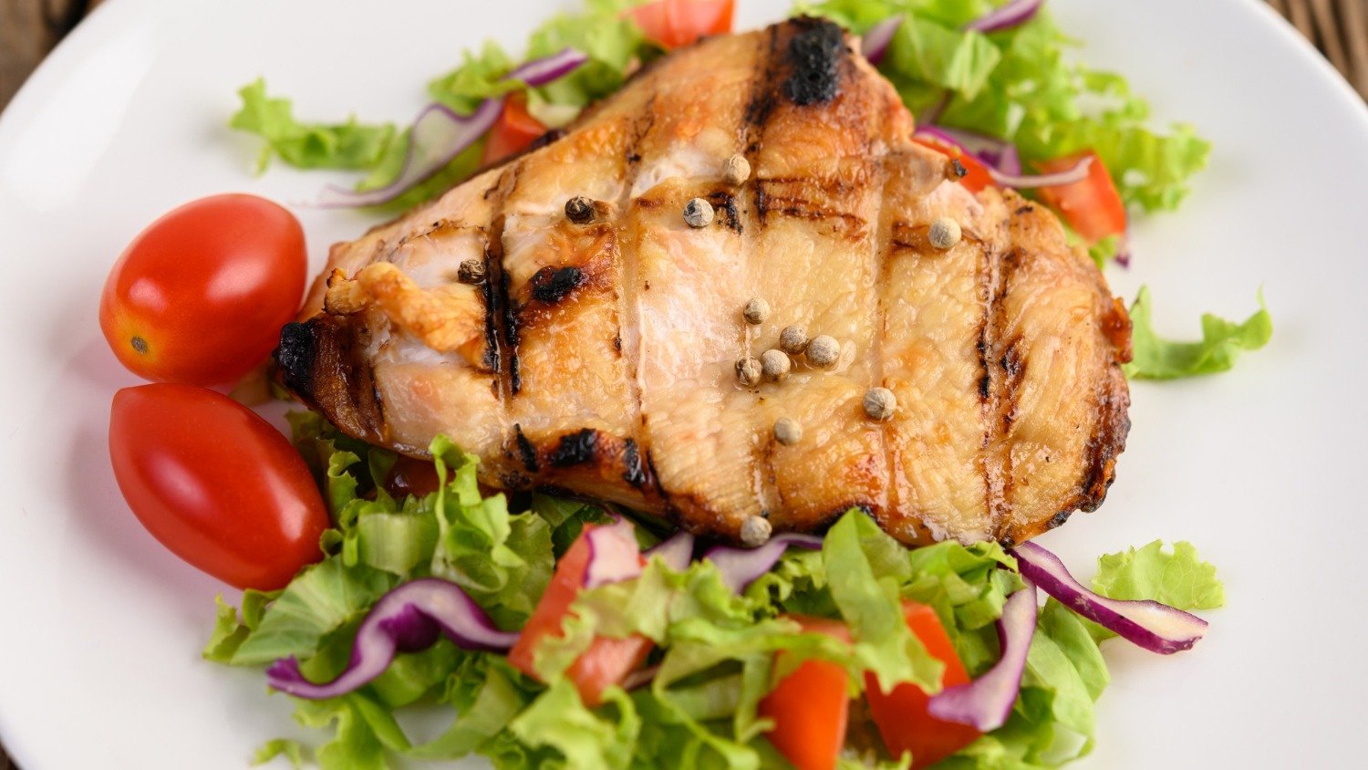 Detox pós-Carnaval: 5 dicas para ajudar seu corpo a se recuperar - jcomp/ Freepik