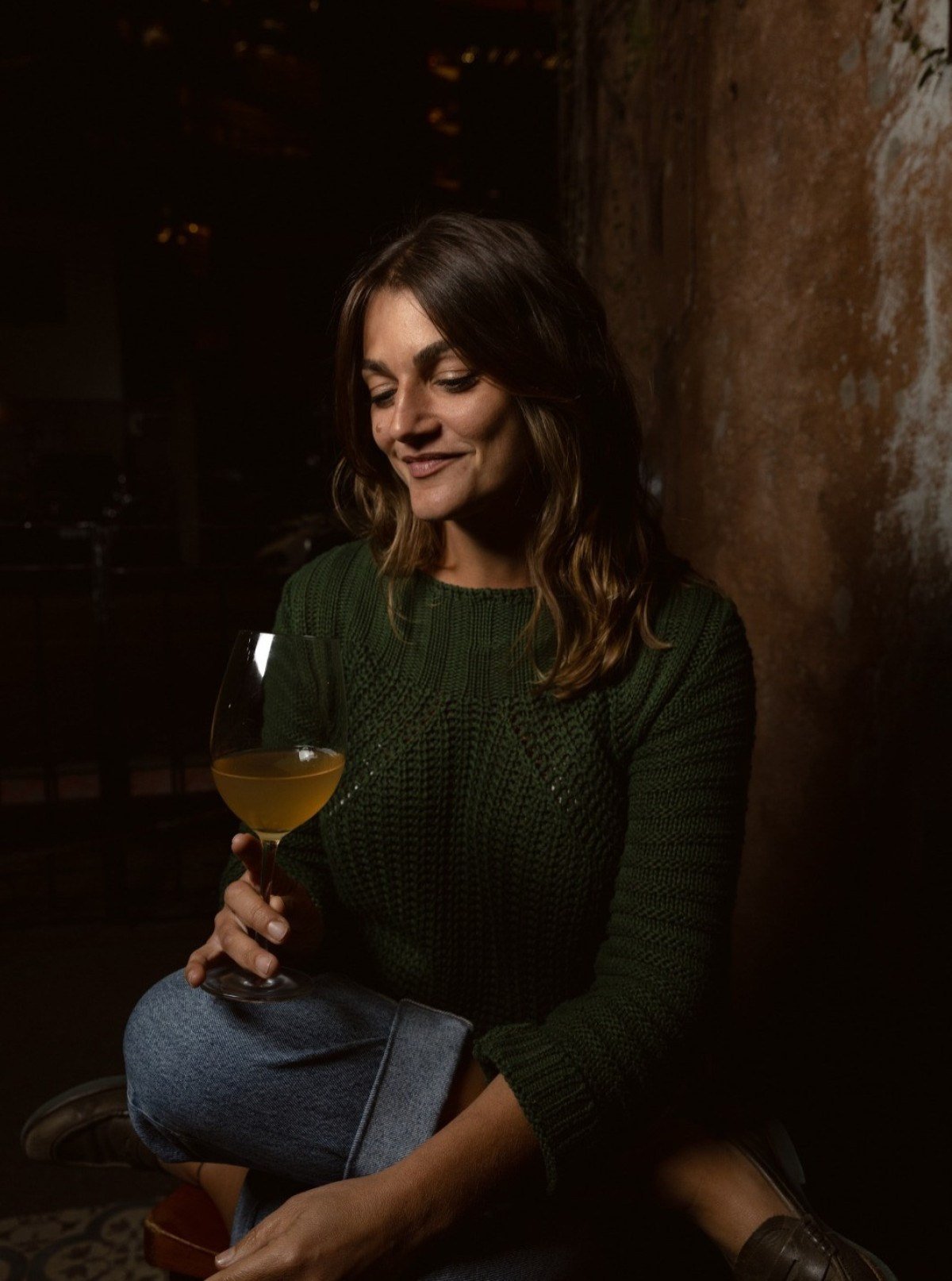 Refer&ecirc;ncia no assunto, a sommeli&egrave;re Lis Cereja lamenta que falta incentivo para a produ&ccedil;&atilde;o de r&oacute;tulos naturais no Brasil 