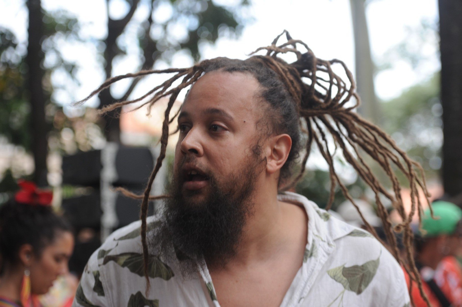 I Wanna Love You leva mescla musical de m&uacute;sicas jamaicanas e brasileiras para as ruas de BH