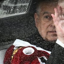 Além de Andrew, saiba os principais nomes afetados pelo escândalo Epstein - Marco Bertorello/AFP