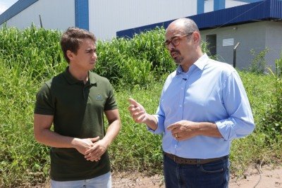 Nikolas Ferreira (PL-MG) e Mateus Simões (PSD) estiveram em Juiz de Fora -  (crédito:  Gil Leonardi / Imprensa MG)