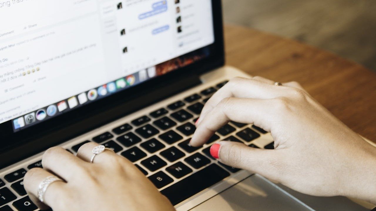 Golpe da vaquinha falsa: como identificar e não cair em fraudes online - Tranmautritam/ Pexels