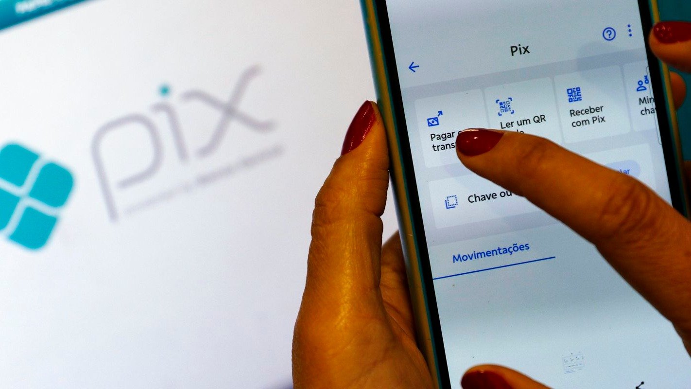 O Pix, sistema de pagamentos instant&acirc;neos, pode apresentar falhas que afetam a experi&ecirc;ncia do usu&aacute;rio, como abordado nesta reportagem. -  (crédito: Bruno Peres/ Ag&ecirc;ncia Brasil)