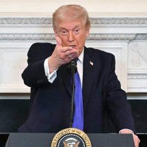 Suprema Corte dos EUA anula grande parte da política tarifária de Trump - MANDEL NGAN / AFP