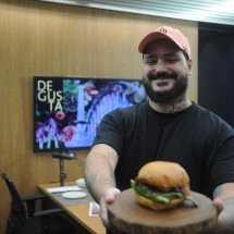 Como a paixão por hambúrguer levou chef a criar negócio premiado - Alexandre Guzanshe/EM/D.A Press