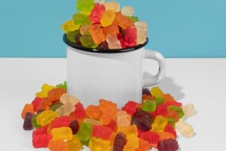 Três pessoas passaram mal após consumir balas de goma com cannabis -  (crédito: FreePik)