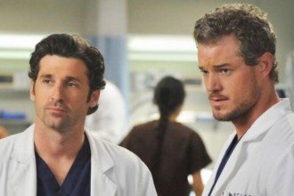 Patrick Dempsey e Eric Dane em cena de 'Grey's anatomy' -  (crédito: Reprodução)