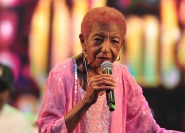 Leci Brandão vai encerrar o 'Pagode que nao acaba' no domingo (22/2), a partir das 18h, no Espaço CentoeQuatro, na Praça da Estação -  (crédito: Alexandre Guzanshe/EM/D.A Press/24/6/2023)