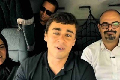 Nikolas ao lado de Mateus Simões (PSD) e da vereadora Roberta Lopes (PL) -  (crédito: Reprodução/Nikolas Ferreira)