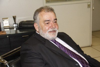 Lu&iacute;s Carlos Gambogi, em visita &agrave; reda&ccedil;&atilde;o do Jornal Estado de Minas, em 2013 -  (crédito:  Sidney Lopes/EM/D.A Press)