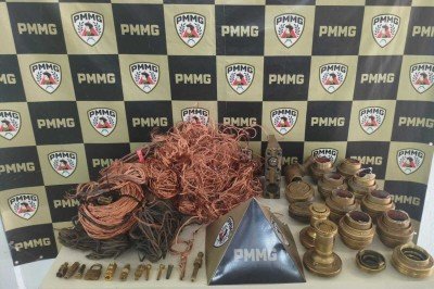 Material furtado na mina da Vale S. A., foi encontrado em depósito de ferro-velho -  (crédito: PMMG)